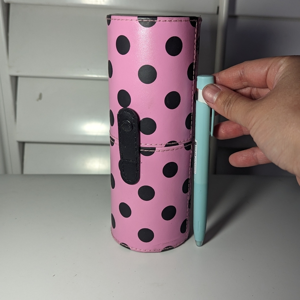 BH cosmetics makeup brush case - Picture 3 of 4